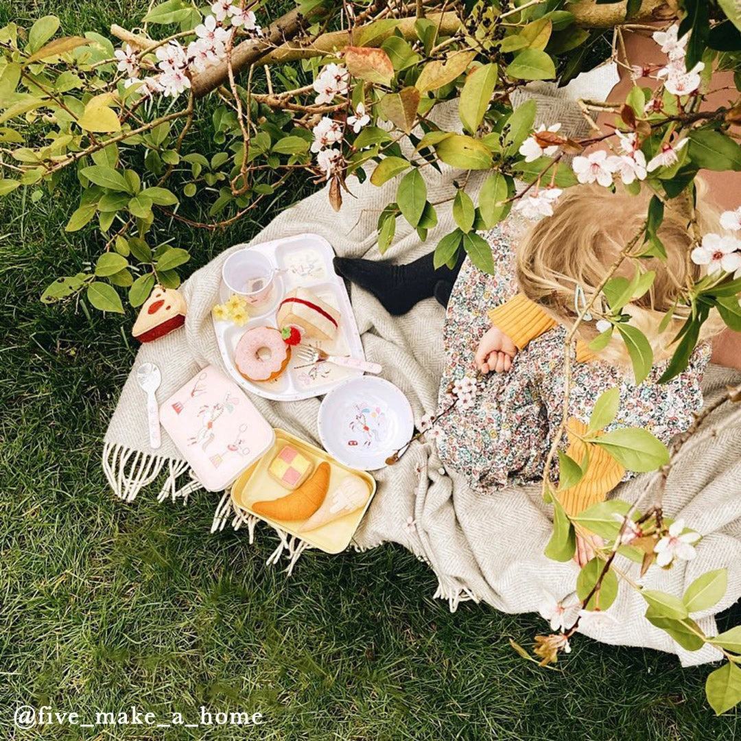 Fairground Ponies Childrens Melamine Beaker 5 Fairground Ponies Childrens Melamine Beaker - Image 3