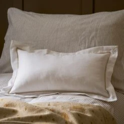 Panama Bed Cushion - Neutral Trim