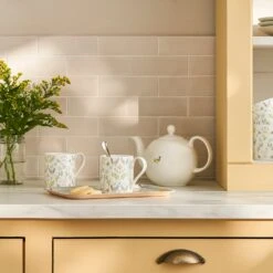 Spring Chicken Mug 21 Spring Chicken Mug -Sophie Allport SS24 BM11801 SQUARE aa61d983 742e 4a4e 837d 9d615cf7bf0a