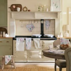 Tulips Pot Grab 8 Tulips Pot Grab -Sophie Allport SS24 TULIPS KITCHEN HERO SQUARE 36569c42 8677 49c3 970e e52626ff0728