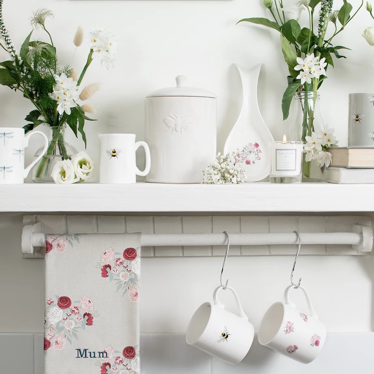 Bees Solo Jug 10 Bees Solo Jug - Image 8