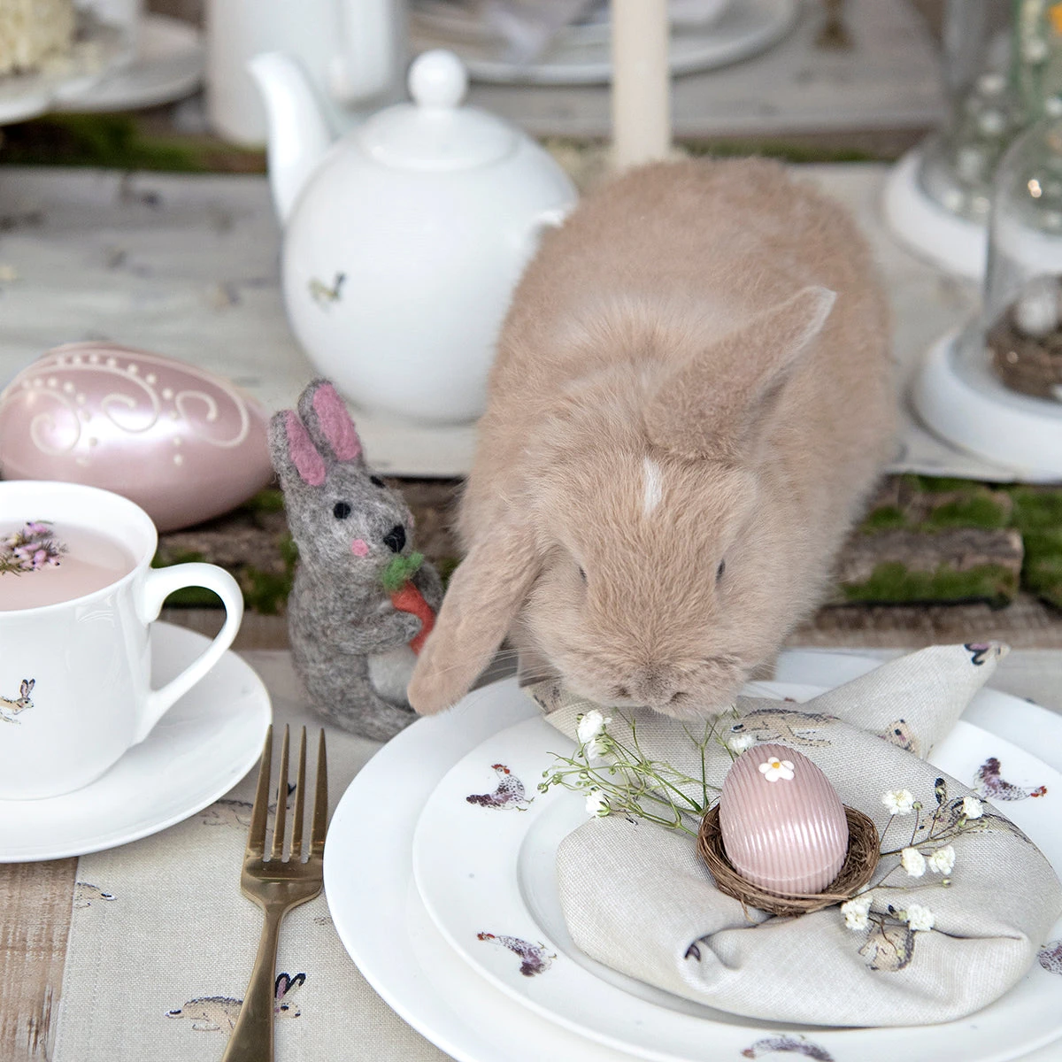 Hare Napkins (Set Of 4) 7 Hare Napkins (Set Of 4) - Image 5