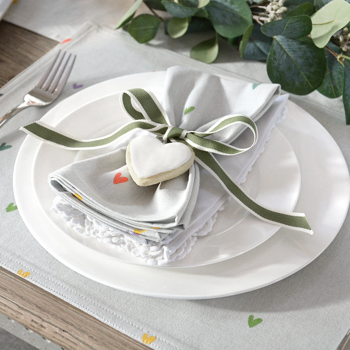 Multicoloured Hearts Napkins (Set Of 4) 5 Multicoloured Hearts Napkins (Set Of 4) - Image 3