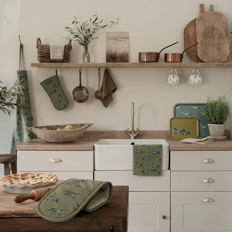 Grey Horse Serving Tray - Large 9 Grey Horse Serving Tray - Large - Image 7