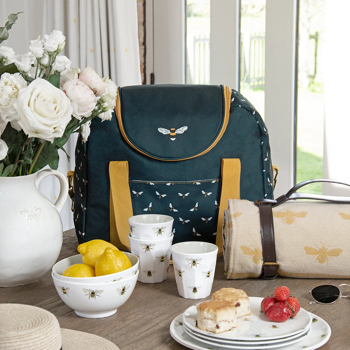 Bees Melamine Bowl 4 Bees Melamine Bowl - Image 2