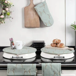 Hare Felt Decoration -Sophie Allport boxing hares collection 2 lifestyle high res square 0d86d999 883c 4daf 86e9 2371110c12a4