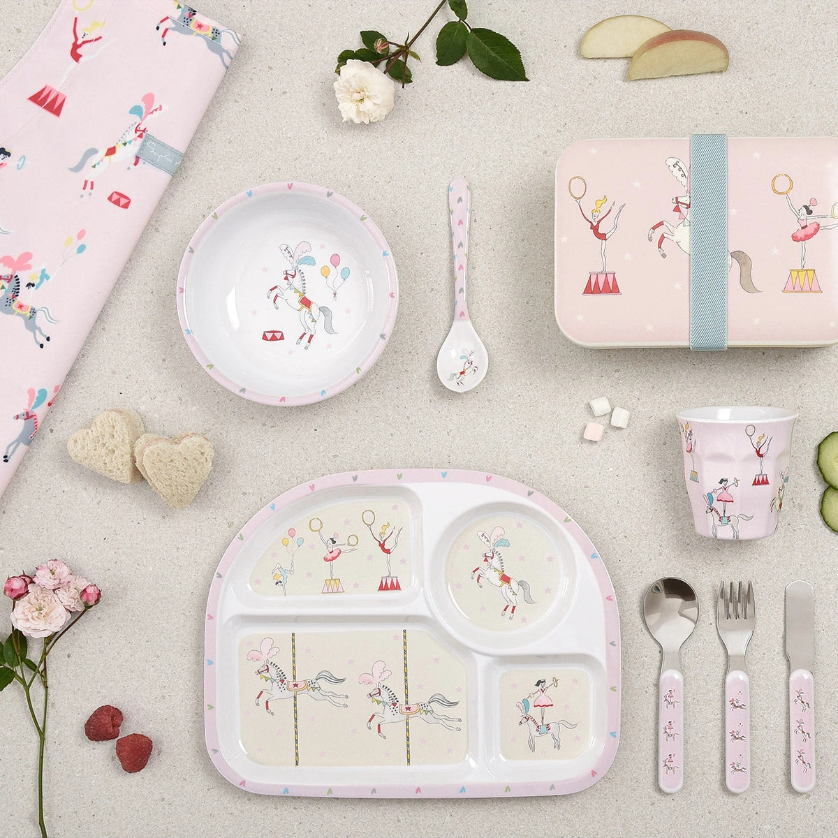 Fairground Ponies Childrens Melamine Cutlery Set 6 Fairground Ponies Childrens Melamine Cutlery Set - Image 4