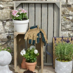 Bees Gardening Gloves 16 Bees Gardening Gloves -Sophie Allport ga36485 bees garden gloves 2 lifestyle high res square