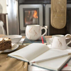 Giraffe Stoneware Mug 11 Giraffe Stoneware Mug -Sophie Allport giraffe zsl stoneware collection lifestyle high res square