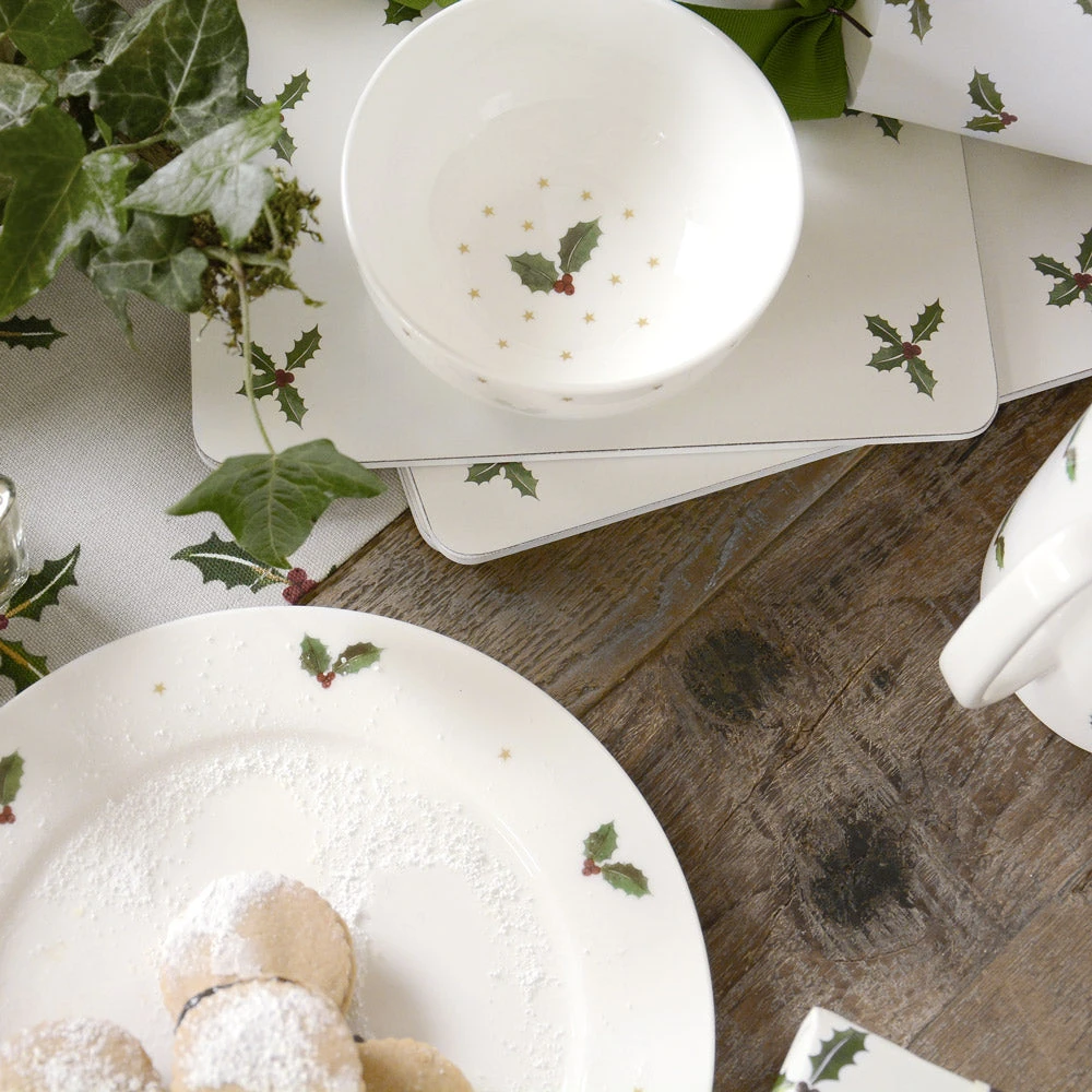 Holly & Berry Placemats (Set Of 4) 5 Holly & Berry Placemats (Set Of 4) - Image 3