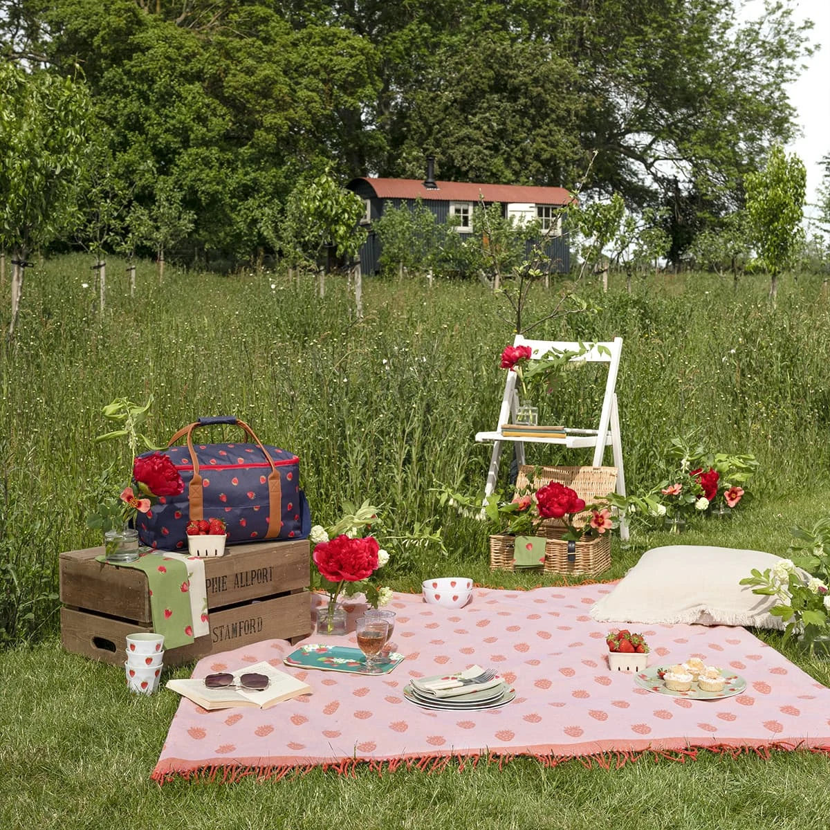 Strawberries Melamine Bowl 9 Strawberries Melamine Bowl - Image 7