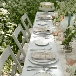 Bees Linen Napkins (Set Of 4) -Sophie Allport lin36810 lin36300 ssp36 snb36 bees table lifestyle high res square 03e5f691 fb58 4535 a64c 26c064a9f7ca