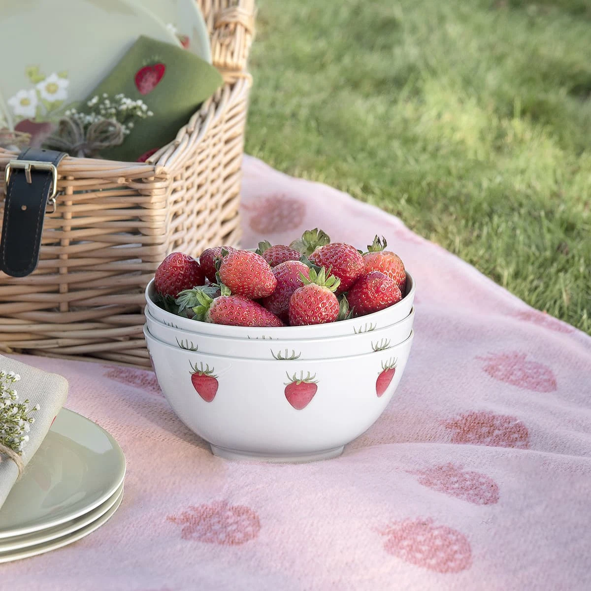 Strawberries Melamine Bowl 3 Strawberries Melamine Bowl
