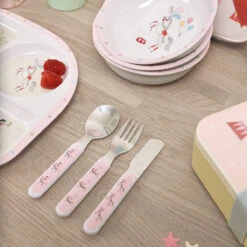 Fairground Ponies Childrens Melamine Cutlery Set 8 Fairground Ponies Childrens Melamine Cutlery Set -Sophie Allport mcs7303 fairground ponies childrens melamine cutlery set lifestyle high res square