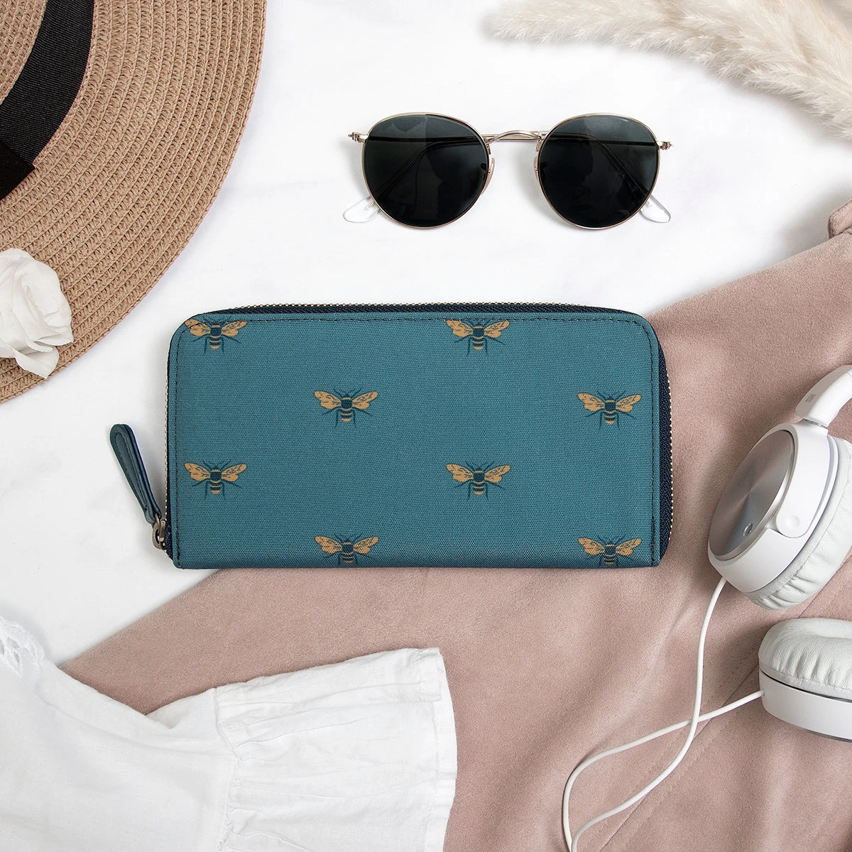 Bees Teal Wallet Purse 4 Bees Teal Wallet Purse - Image 2