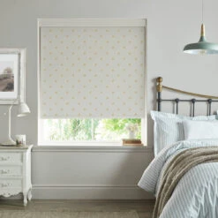 Hearts Soft Mustard Made To Measure Roller Blind -Sophie Allport rlb34smm2m hearts soft mustard artwork roller blind made to measure lifestyle high res square