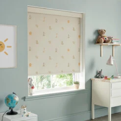 Bears Linen Made To Measure Roller Blind -Sophie Allport rlb79slm2m bears balloons linen artwork roller blinds made to measure lifestyle 2 high res square