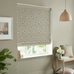 Sheep Sand Made To Measure Roman Blind -Sophie Allport rmb43sm2m sheep sand artwork roman blind made to measure lifestyle 2 high res square f49bf15d 4024 49c7 8fc4 a4e5fccd11af