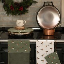 Robin Roller Hand Towel -Sophie Allport spm101 all101175 all101610 all101602 all101150 robin stoneware mug hob cover roller hand towel oven mitt kitchen portrait lifestyle high res square