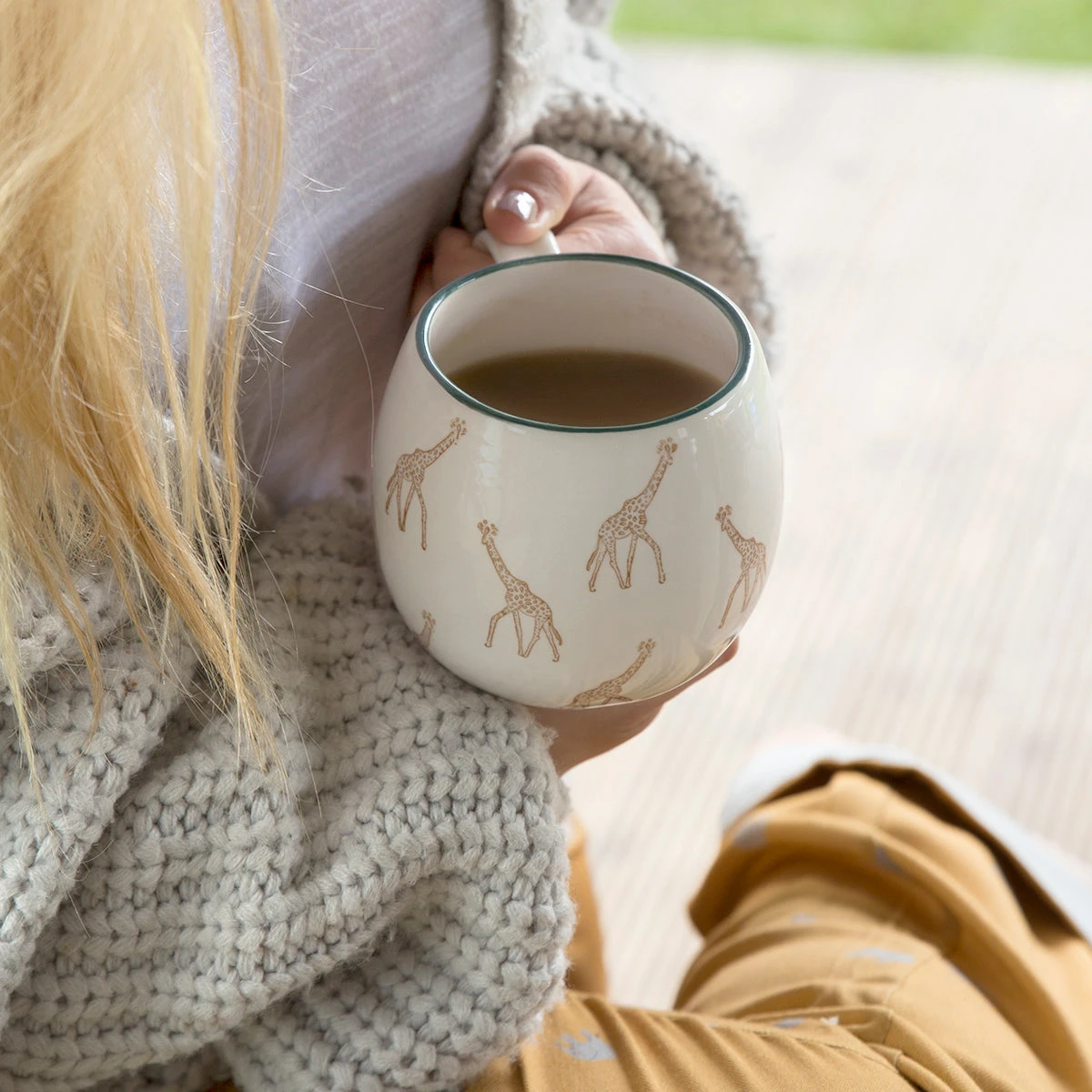 Giraffe Stoneware Mug 7 Giraffe Stoneware Mug - Image 5