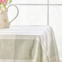 Sage Green Gingham Linen Tablecloth -Sophie Allport ss23 gingham LINGING36 Sage Tablecloth detail square