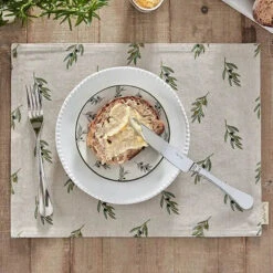 Olive Linen Placemat (Set Of 2) -Sophie Allport ss23 olive LIN107820 fabric placemat2 square