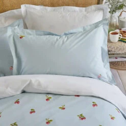 Strawberries Pair Of Oxford Pillowcases