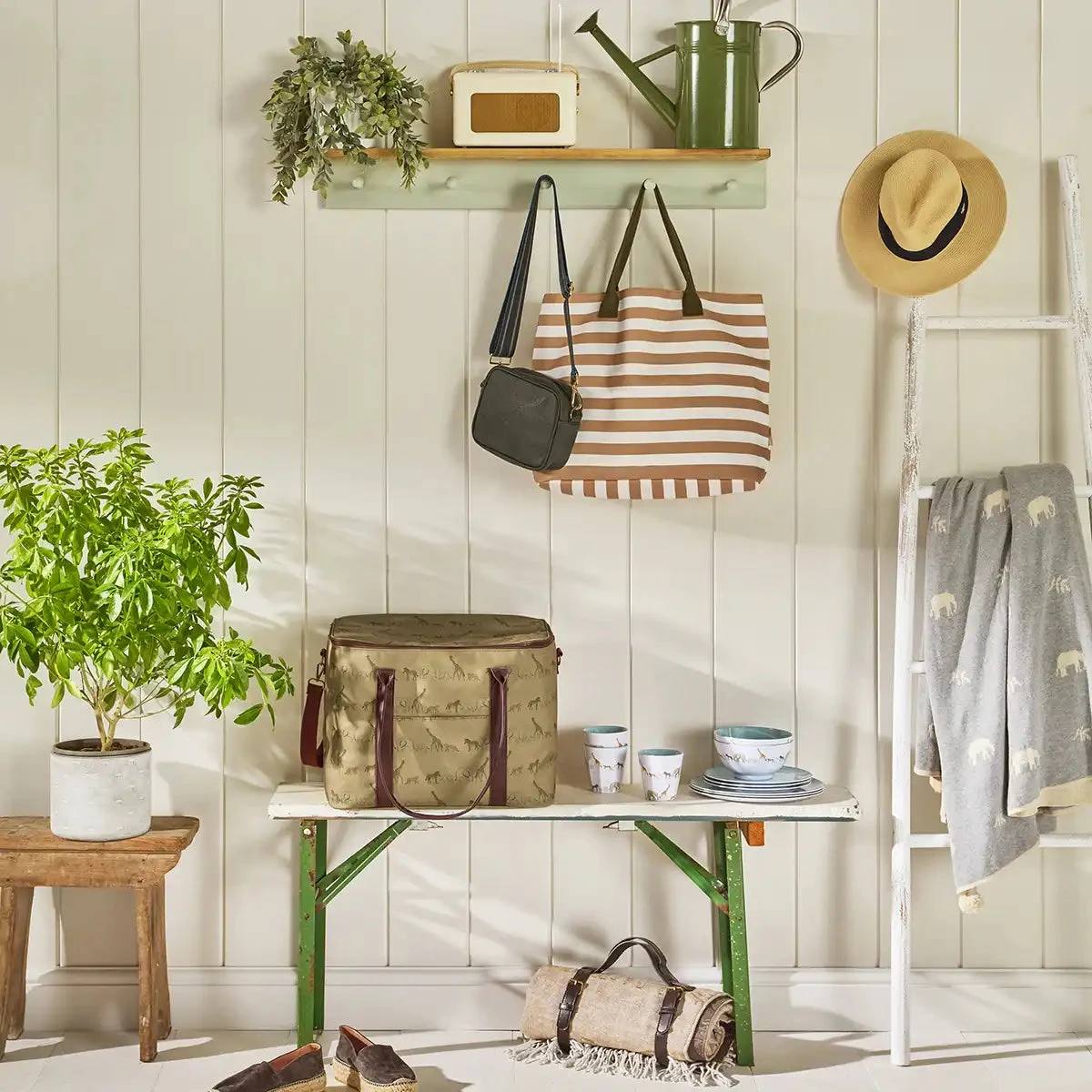 Animals Of The Savannah Melamine Dinner Plate 5 Animals Of The Savannah Melamine Dinner Plate - Image 3