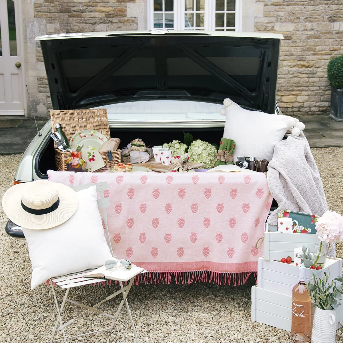 Elephant Water Bottle 7 Elephant Water Bottle - Image 5