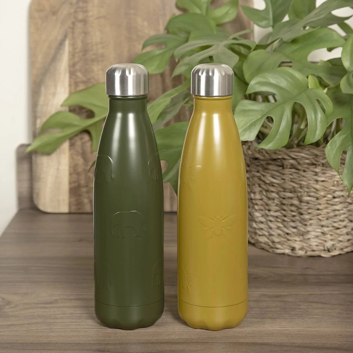 Bees Water Bottle 6 Bees Water Bottle - Image 4